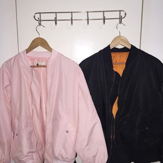 bs9up8-l-610x610-coat-bomber+jacket-bomber-jacket-tumblr-grunge-pastel+pink-pink-pale-pale+grunge-baseball+jacket-tumblr+outfit-winter+coat-pink+bomber+jacket-vue+boutique-clothes-cute-a